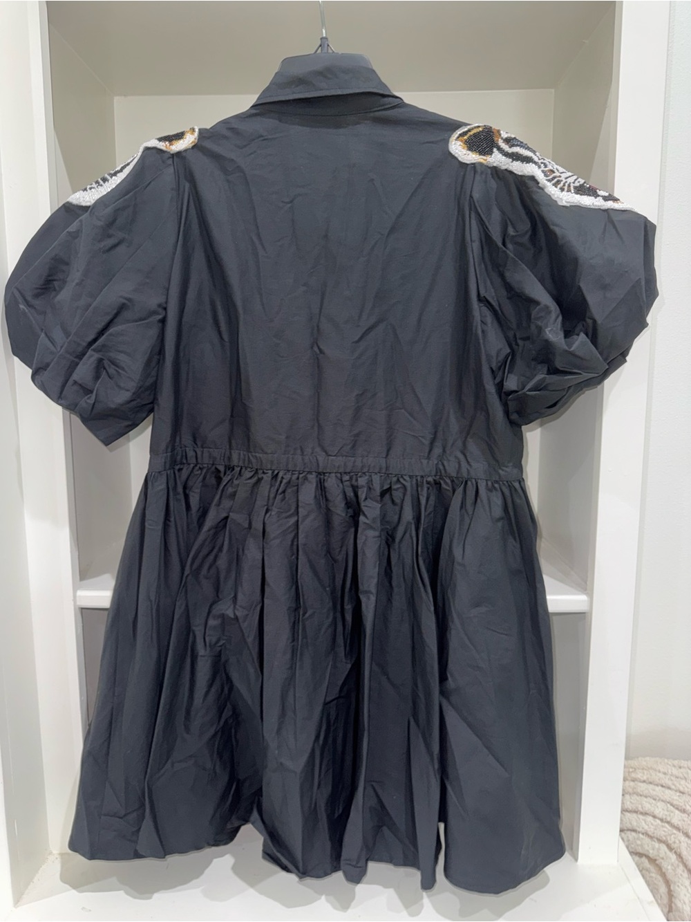 QUEEN OF SPARKLES Black Puff-Sleeve Tiger Appliqué Dress - Picture 2 of 4